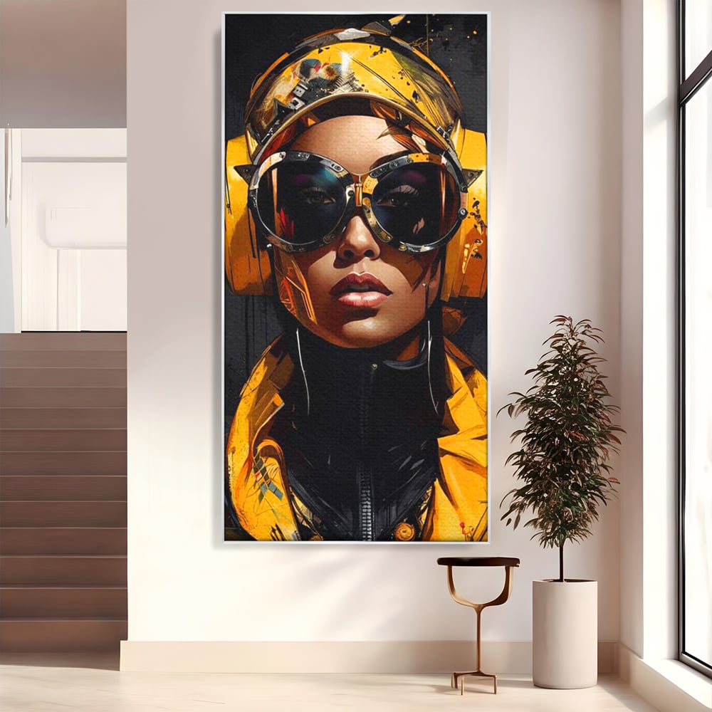 Tablou canvas cu portret digital cu femeie cyber galbena, in rama de aluminiu argintiu